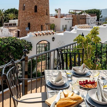Hermosa Casa Con Terraza E Increibles Vistas Al Mar Y La Montana เนร์คา ภายนอก รูปภาพ